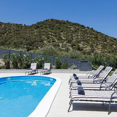 Family Friendly Basilicata Attali Private Pool,children Area * Vlikhadha